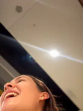 Talia Bonet online show from January 31, 2026, 7:56 pm