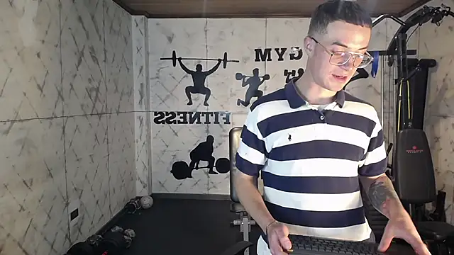 Lil James online show from November 27, 2025, 7:14 pm