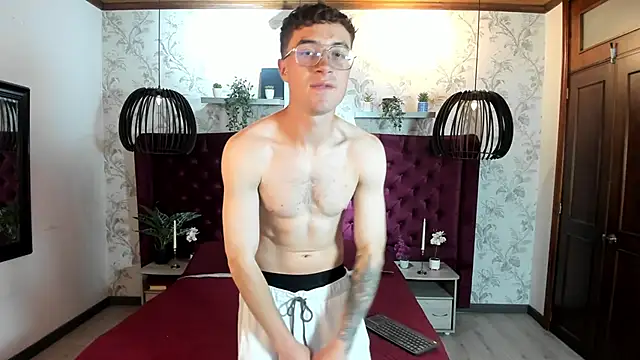 Lil James online show from May 10, 2026, 8:11 pm