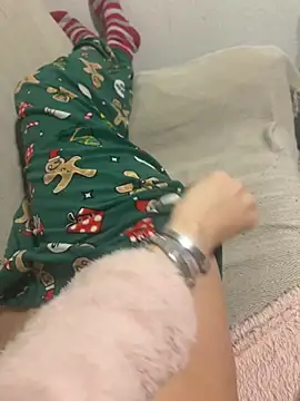 Rubia divina7 online show from February 6, 2026, 9:44 pm