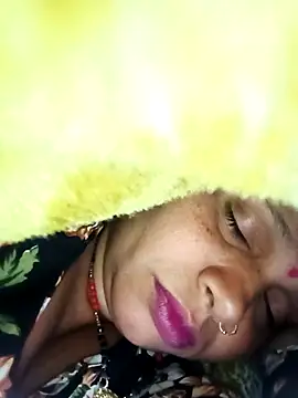 Snapshot of Hot_mona1 chatting on November 22, 2025, 8:13 am Hot mona1 online show from November 22, 2025, 8:13 am