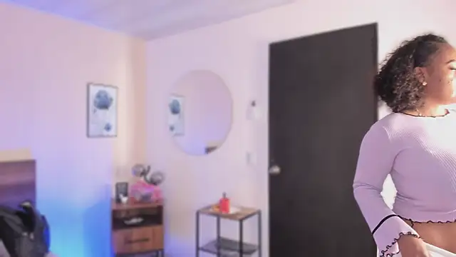 YariRose online show from November 29, 2025, 1:55 pm