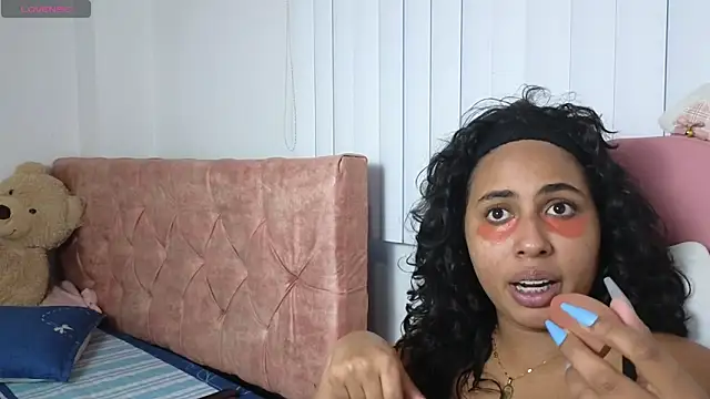 Valery lovexx online show from November 6, 2025, 10:47 pm