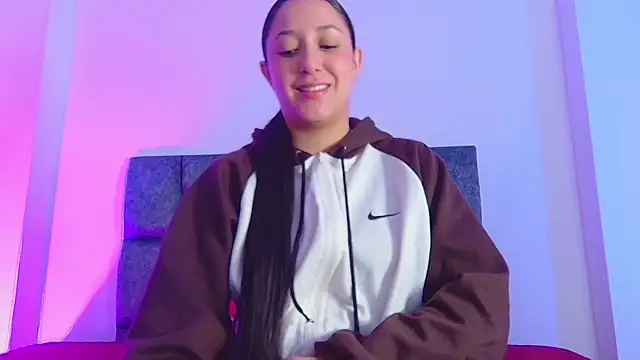 kittymonroe1 online show from December 5, 2025, 6:28 pm