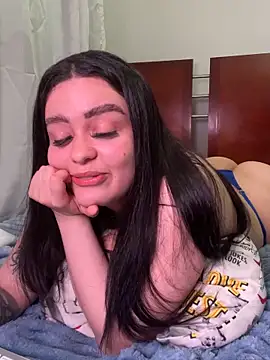 Selena Roa online show from November 10, 2025, 1:10 am