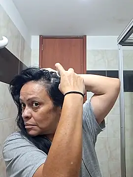 Snapshot of viviana-sexi chatting on February 4, 2026, 6:58 pm viviana-sexi online show from February 4, 2026, 6:58 pm