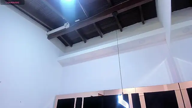 mirandaduboiss online show from February 25, 2026, 5:13 pm