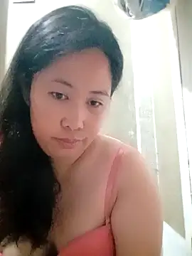 Creamy Pussycat28 online show from November 12, 2025, 9:29 pm