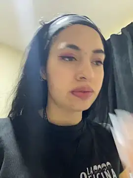 Chuchii05 online show from November 26, 2025, 5:29 am