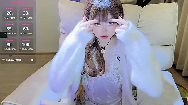 Evebaby   online show from November 21, 2025, 6:23 am