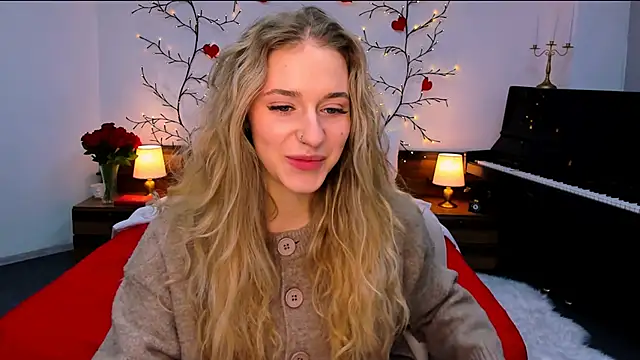 sassy cutie online show from October 25, 2025, 8:09 pm