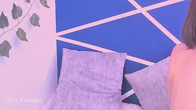 Snapshot of soni_ponwoo chatting on November 21, 2025, 6:07 pm soni ponwoo online show from November 21, 2025, 6:07 pm