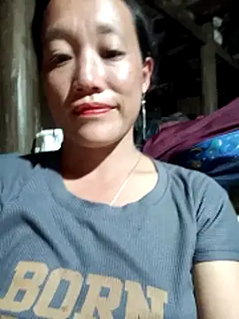 Snapshot of Phantamay chatting on October 26, 2025, 12:27 pm Phantamay online show from October 26, 2025, 12:27 pm