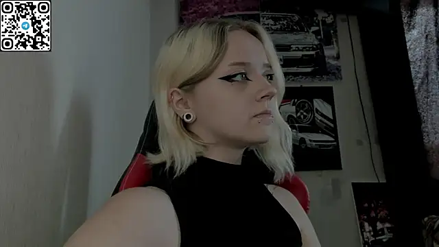 Holy Mistress S online show from July 9, 2026, 7:42 am