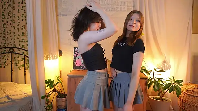 Snapshot of JanelAkerley chatting on November 21, 2025, 3:38 am JanelAkerley online show from November 21, 2025, 3:38 am