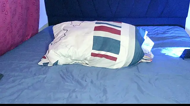 ReferredArtwork online show from November 25, 2025, 7:58 pm