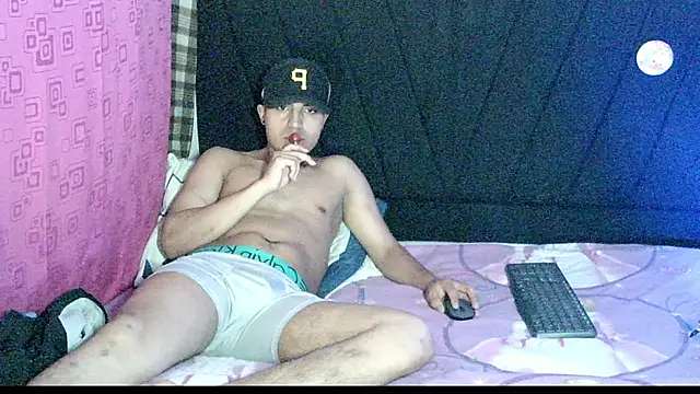 ReferredArtwork online show from November 19, 2025, 7:58 pm