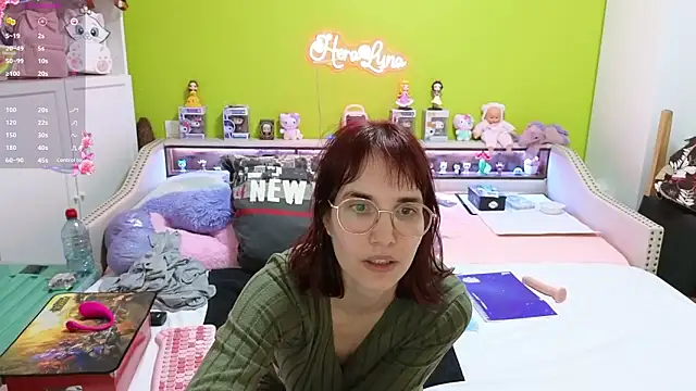  HeraLuna  online show from February 2, 2026, 10:09 pm