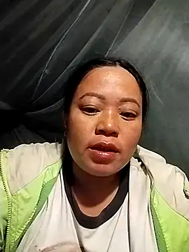 Nadia-a online show from October 24, 2025, 7:46 pm