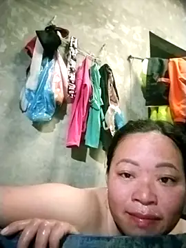 Nadia-a online show from November 25, 2025, 3:29 am