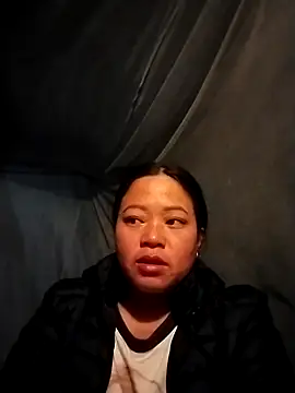 Nadia-a online show from November 3, 2025, 11:52 pm