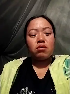 Nadia-a online show from November 27, 2025, 9:37 pm