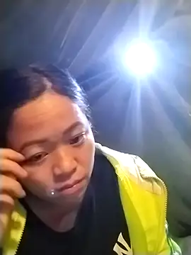 Nadia-a online show from November 20, 2025, 9:43 am