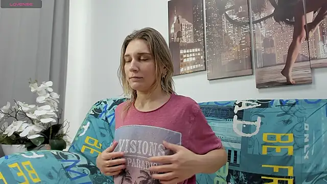 Tenderly Sophie online show from January 11, 2026, 1:23 am