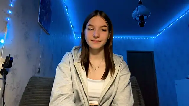 Snapshot of Beauty_miIa chatting on October 29, 2025, 4:50 pm Beauty miIa online show from October 29, 2025, 4:50 pm