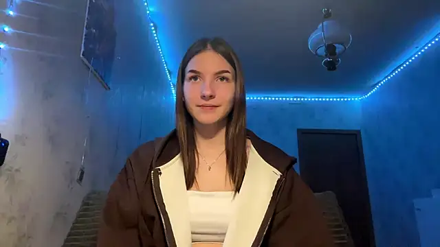 Snapshot of Beauty_miIa chatting on November 10, 2025, 4:45 pm Beauty miIa online show from November 10, 2025, 4:45 pm