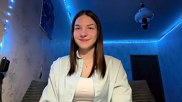 Snapshot of Beauty_miIa chatting on November 13, 2025, 5:50 pm Beauty miIa online show from November 13, 2025, 5:50 pm