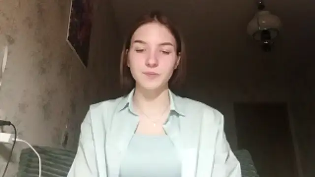 Snapshot of Beauty_miIa chatting on October 24, 2025, 4:39 pm Beauty miIa online show from October 24, 2025, 4:39 pm