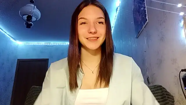 Snapshot of Beauty_miIa chatting on October 22, 2025, 3:00 pm Beauty miIa online show from October 22, 2025, 3:00 pm