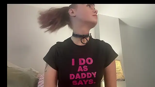 daddysprincess731 online show from December 3, 2025, 8:25 am