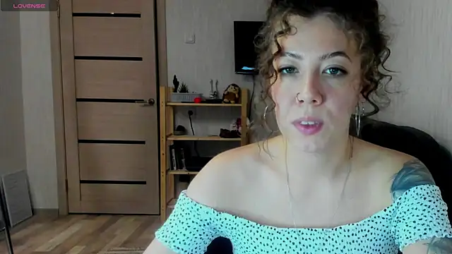 twinkle rosie online show from January 11, 2026, 6:15 pm