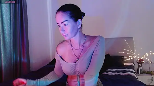 Elena ur Goddess online show from November 14, 2025, 2:48 am