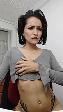 Snapshot of chloehanna chatting on October 28, 2025, 7:24 pm chloehanna online show from October 28, 2025, 7:24 pm