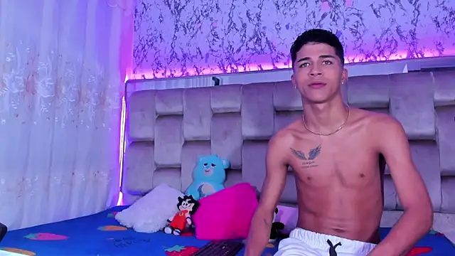 Snapshot of boyswantingplay chatting on November 8, 2025, 1:53 am boyswantingplay online show from November 8, 2025, 1:53 am