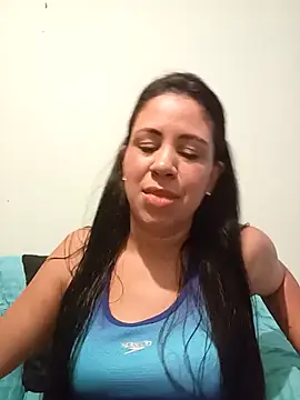 LeilaTaylor online show from November 9, 2025, 6:34 pm