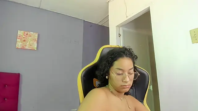 emily stars1 online show from April 21, 2026, 3:18 pm