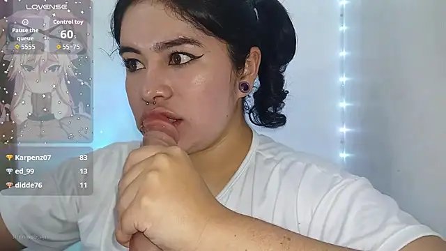 Magic Alicee  online show from February 16, 2026, 2:21 am