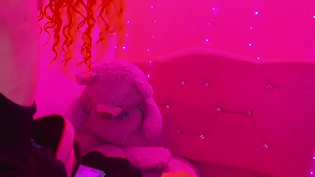 Gaia Mistic18 online show from November 9, 2025, 7:07 pm