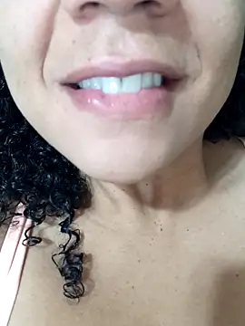 Bruninhadeusa online show from February 8, 2026, 3:10 pm