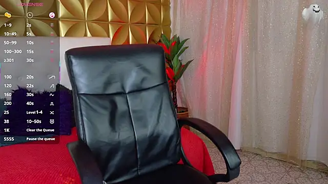 Velvet Sin  online show from November 3, 2025, 3:01 am