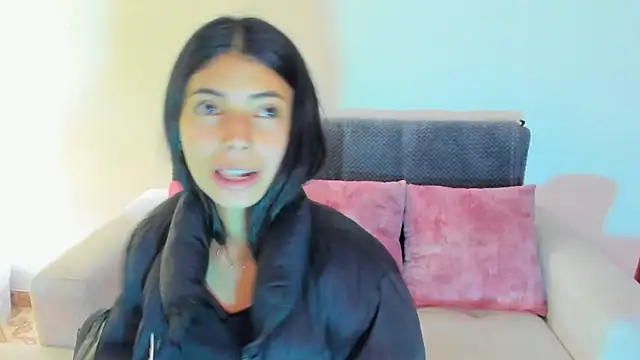 miadaviesx online show from November 13, 2025, 11:58 am