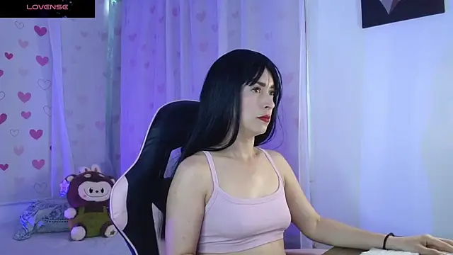 Snapshot of antonella_ed chatting on February 5, 2026, 9:10 pm antonella ed online show from February 5, 2026, 9:10 pm