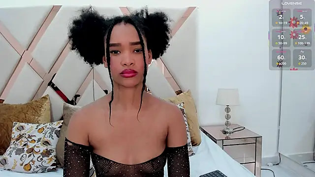 Snapshot of karolebonyy chatting on January 13, 2026, 6:17 am karolebonyy online show from January 13, 2026, 6:17 am