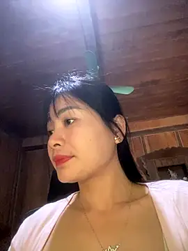 Snapshot of o-one-o chatting on December 20, 2025, 2:25 am o-one-o online show from December 20, 2025, 2:25 am