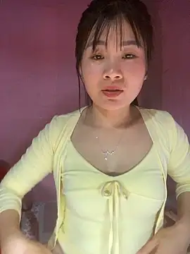 Snapshot of o-one-o chatting on December 22, 2025, 1:00 pm o-one-o online show from December 22, 2025, 1:00 pm