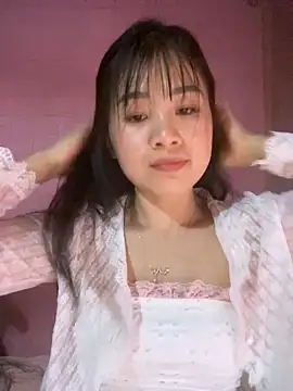 Snapshot of o-one-o chatting on December 16, 2025, 2:32 pm o-one-o online show from December 16, 2025, 2:32 pm